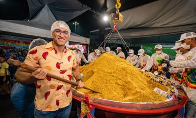 Prefeito de Boa Vista na entrega da Maior Paçoca do Mundo 2025 - Foto: Fernando Teixeira/SEMUC/PMBV